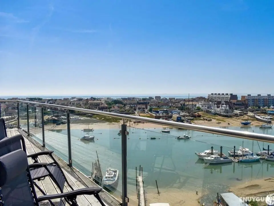 Superior 2 Bedroom Condo With Stunning Sea Views - Öne Çıkan Resim