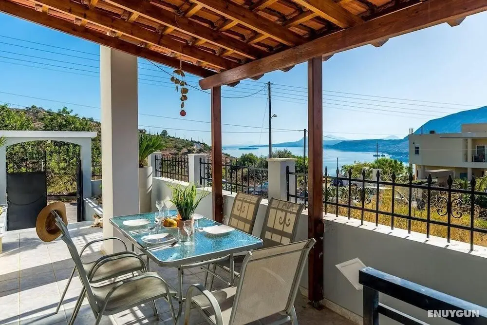 Superior Apartment - Overlooking Chania-with Pool - Öne Çıkan Resim