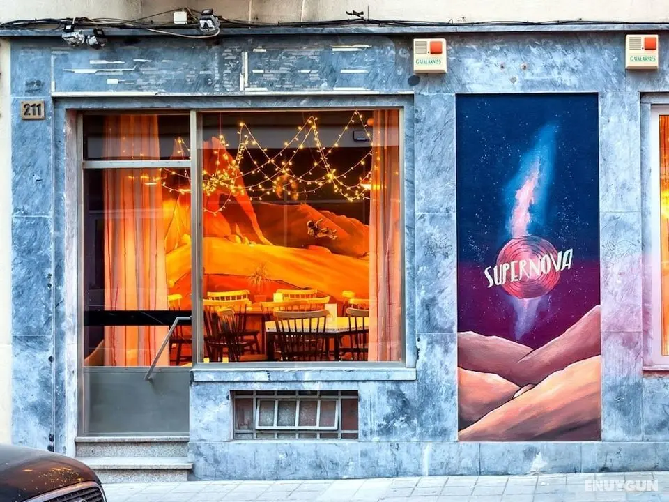 Supernova - Hostel - Öne Çıkan Resim
