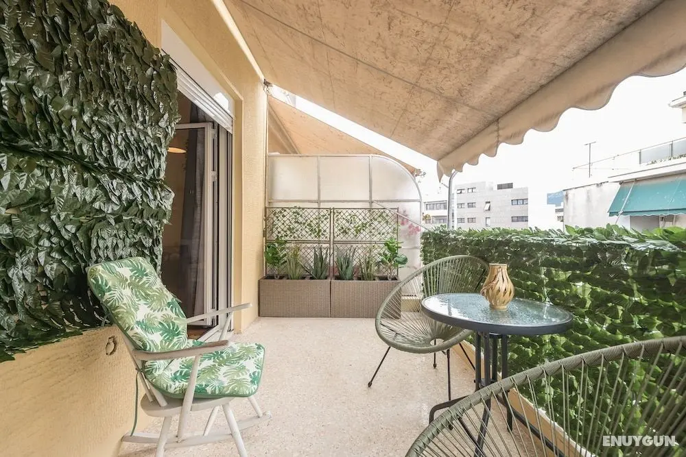 Supreme Suite with balcony by Cloudkeys - Oda Düzeni