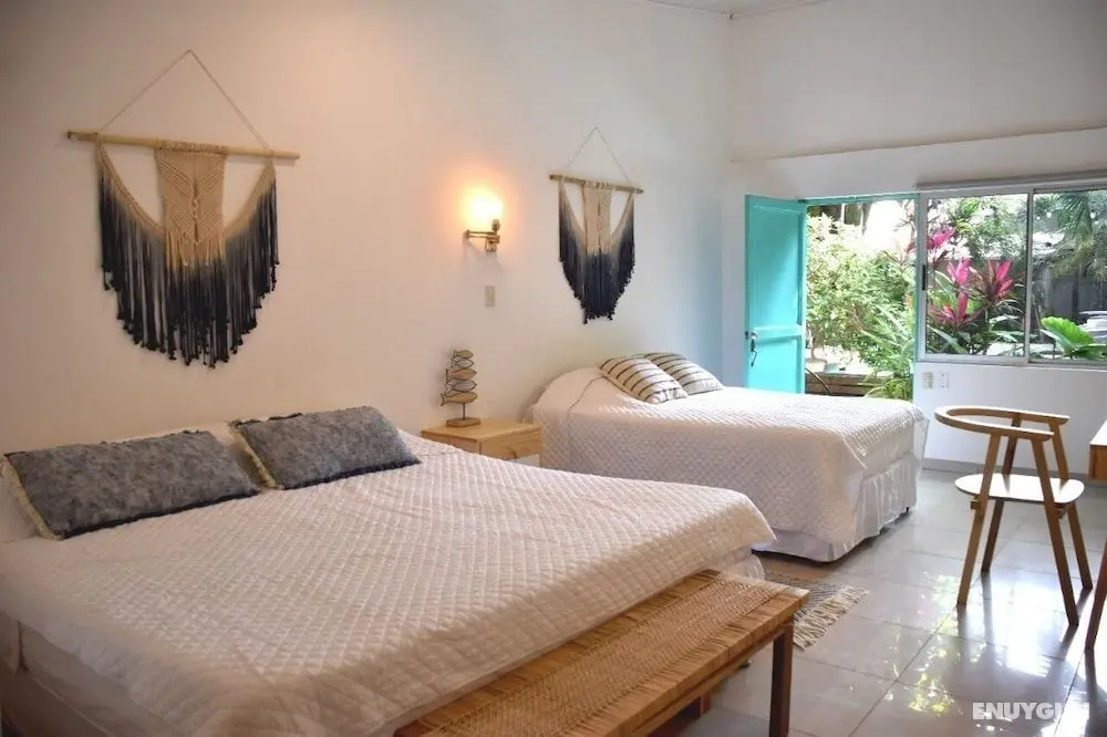 surf house - Öne Çıkan Resim