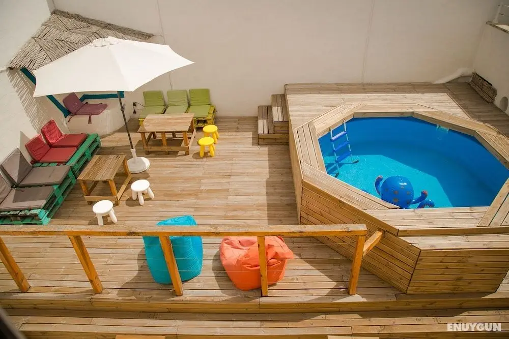 Surfer's Den Ericeira - Öne Çıkan Resim