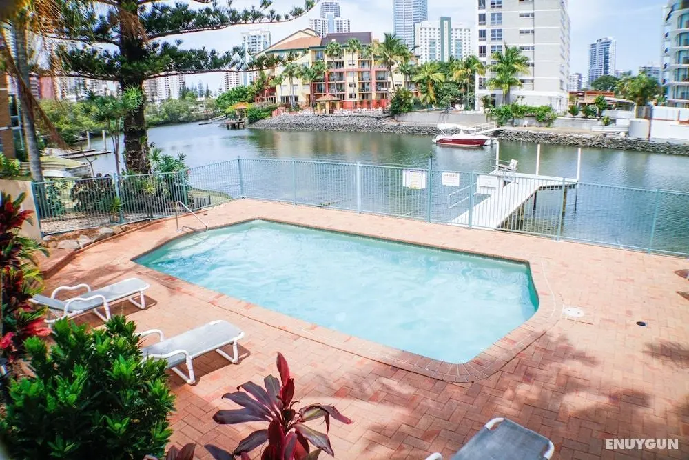 Surfers Riverside Apartments - Öne Çıkan Resim