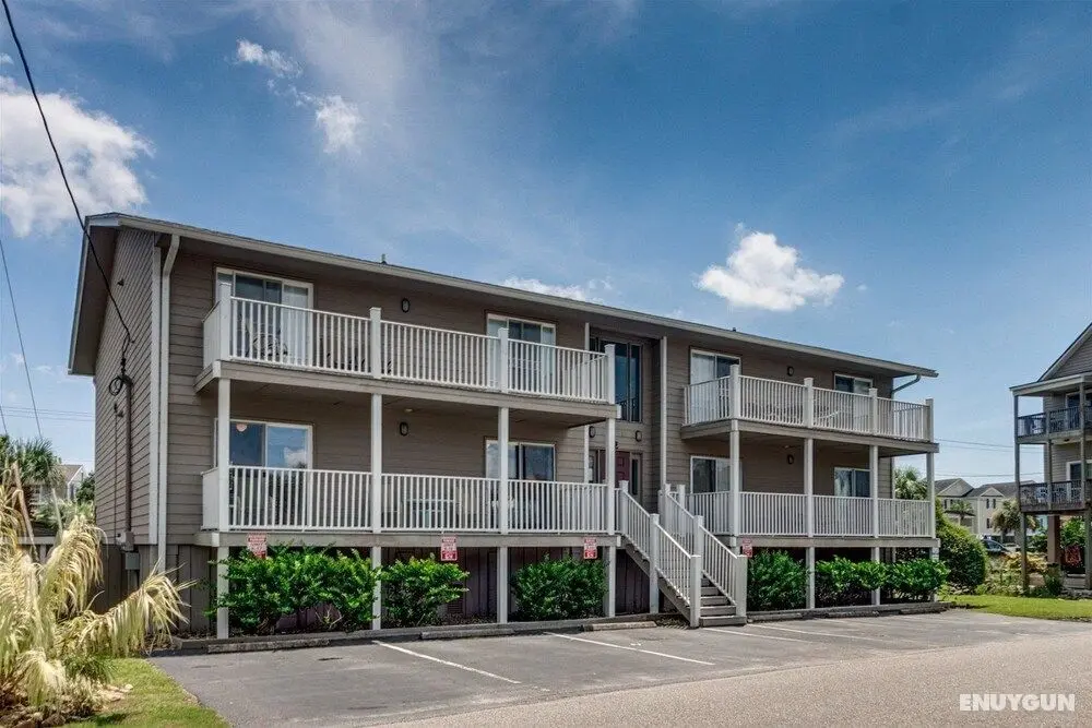 Surfside Beach Escape - Öne Çıkan Resim