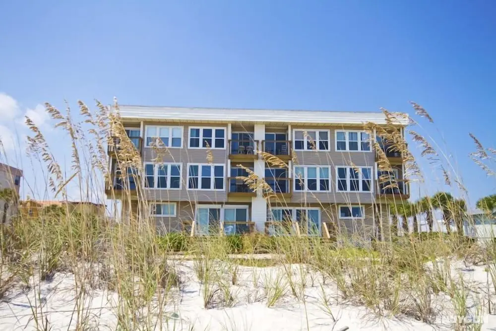 Surfside Six E - Öne Çıkan Resim