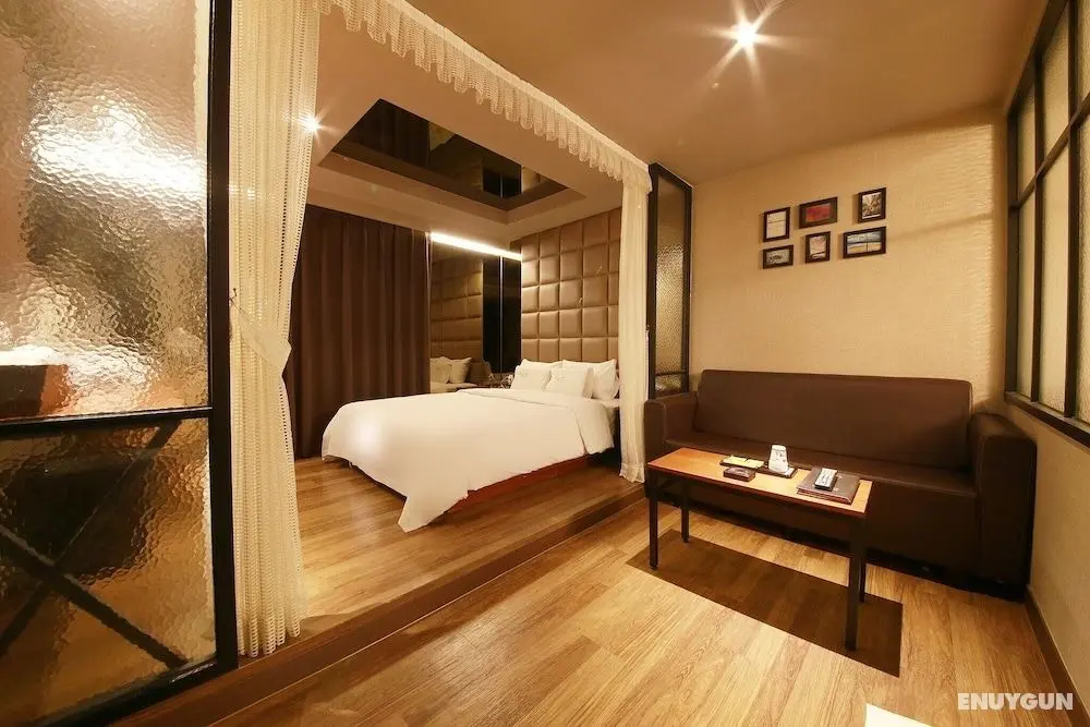 Suwon City Hall Stn Soseol Smith Hotel - Oda