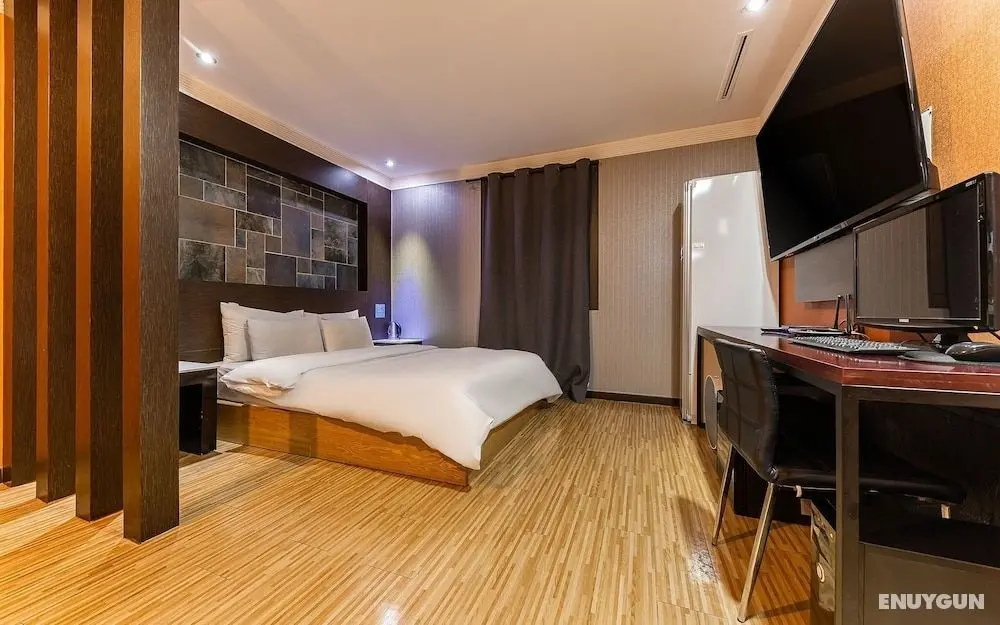 Suwon Guundong Ikkeulim Hotel - Oda