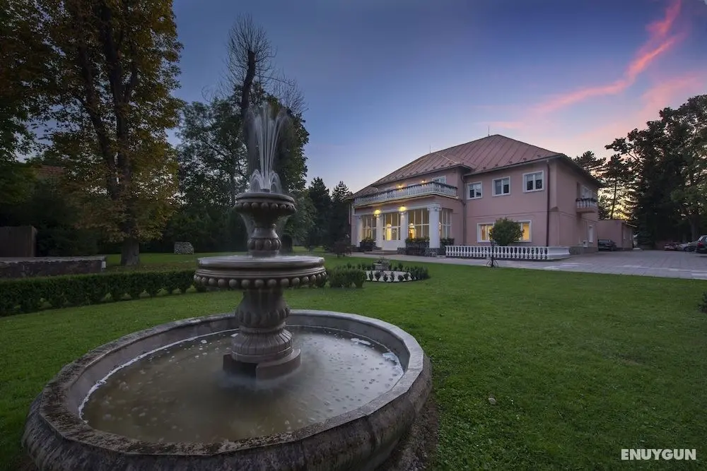 Hotel Svätojánsky kaštieľ - Öne Çıkan Resim