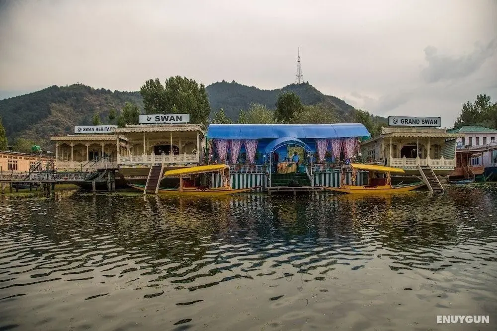 Swan Group Of Houseboats - Su Üzeri Aktiviteler