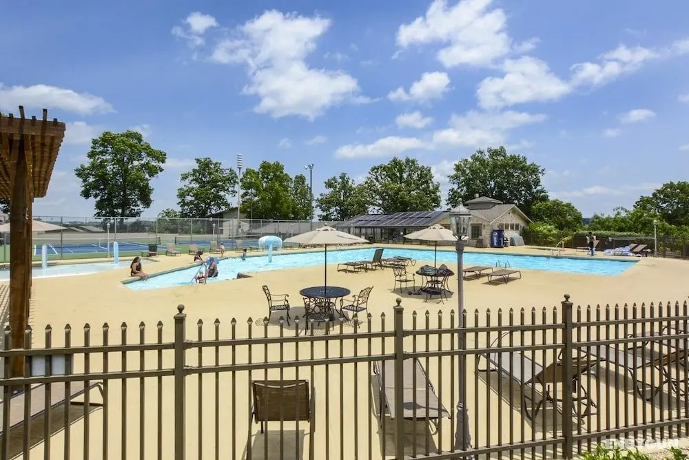 Sweet Clover - Indoor Pool - HOT TUB Area - Resort Style - Center of Branson!! - Dış Mekan