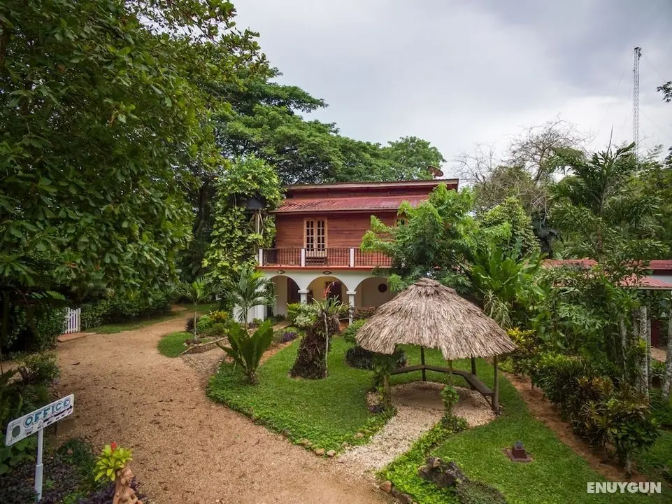 Sweet Songs Jungle Lodge, a Muy’Ono Resort - Lobi