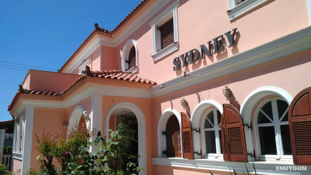 Sydney Greece - Genel