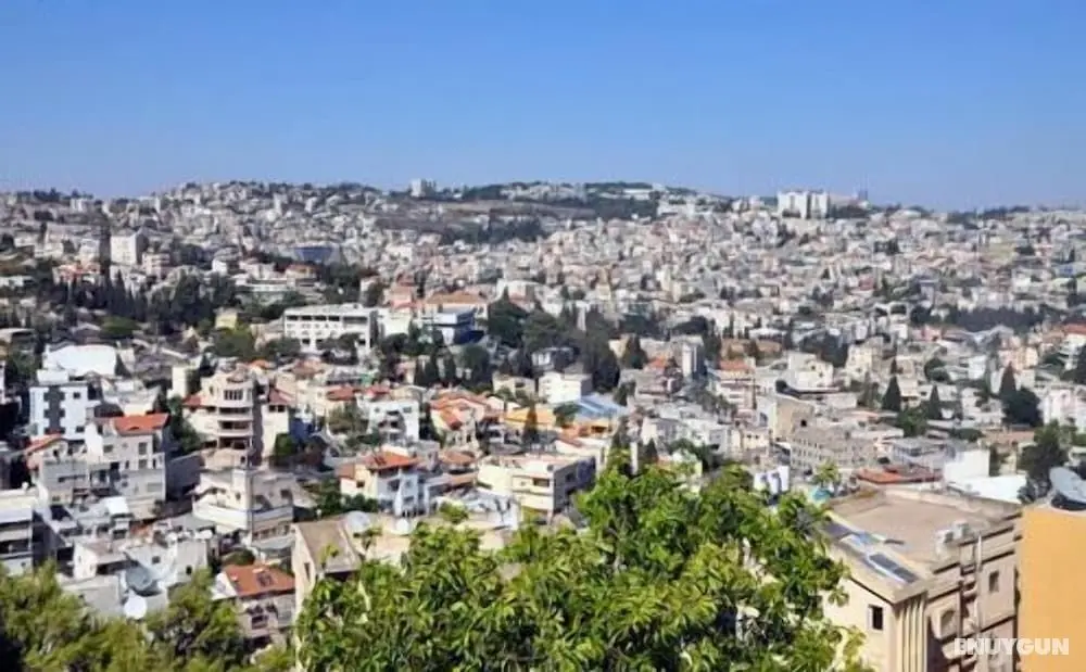 Tabar Hotel - Konum Öne Çıkanlar