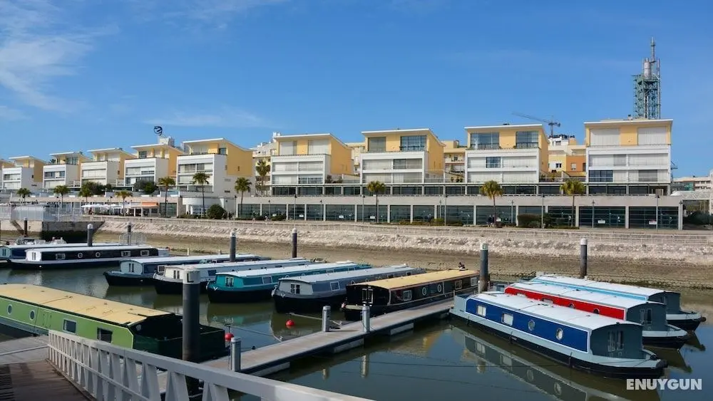 Tagus Marina - Houseboat - Öne Çıkan Resim