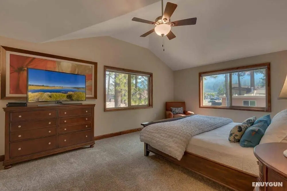 Tahoe Woods Penthouse - Oda