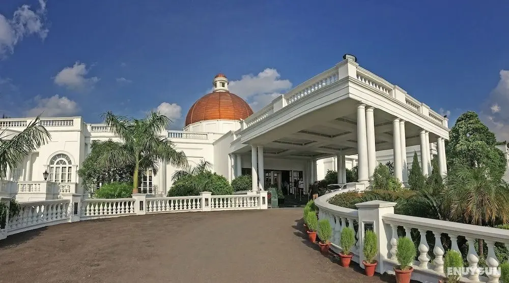 Taj Mahal Lucknow - Öne Çıkan Resim