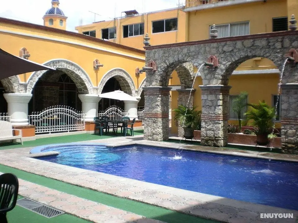 Tajin Hotel - Genel