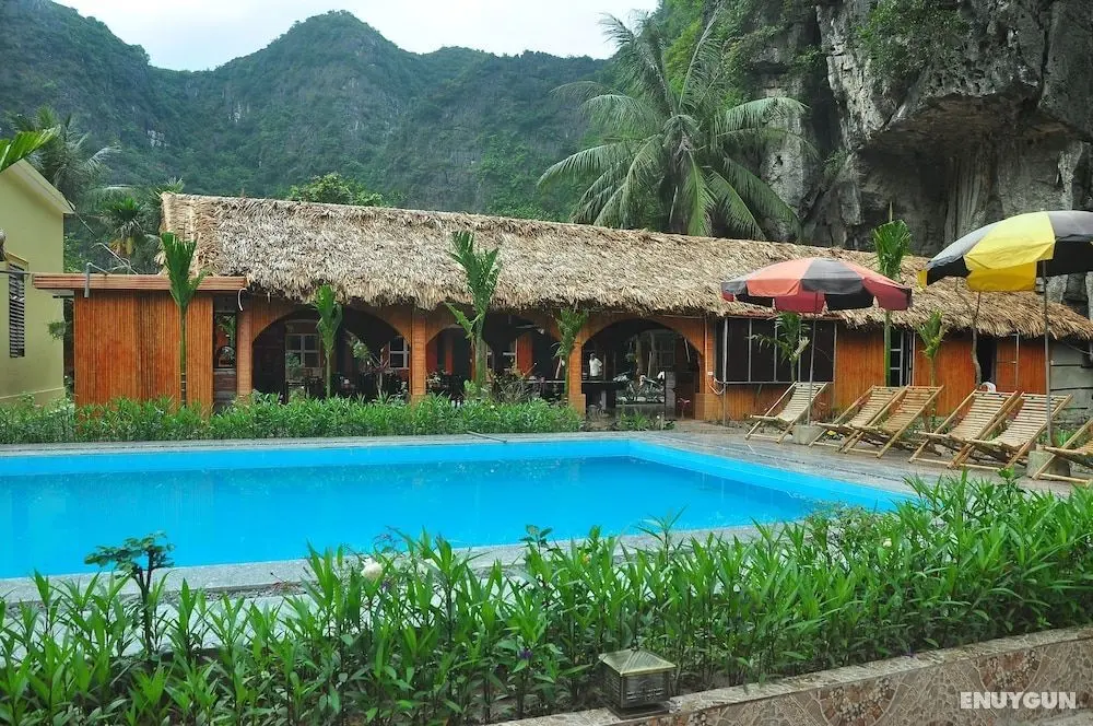 Tam Coc Valley Bungalow - Havuz