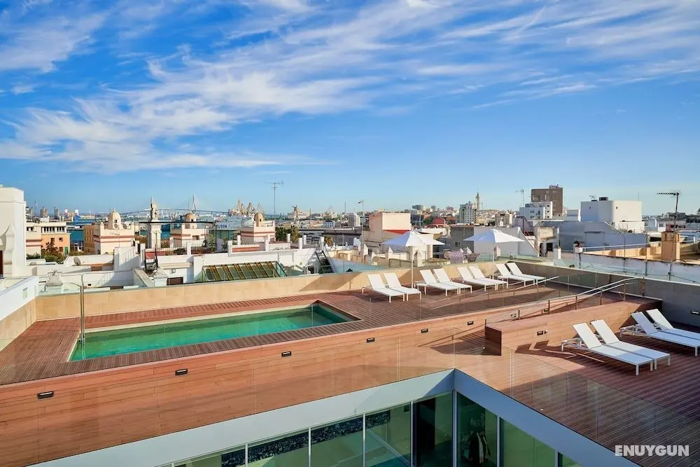 Tandem Torres De Cádiz Suites - Oda Manzaraları