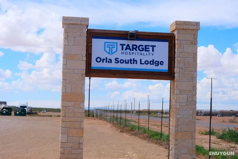 Target Hospitality - Orla South Lodge - Öne Çıkan Resim
