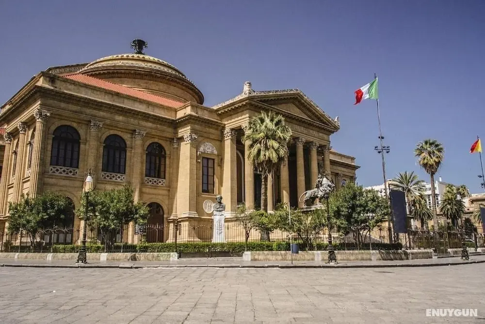 Teatro Massimo Apartments - Dış Mekan