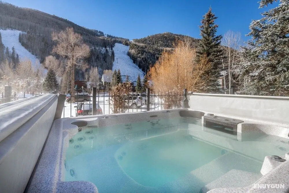Telluride Lodge 312 by Avantstay Close to Slopes & Town! - Havuz