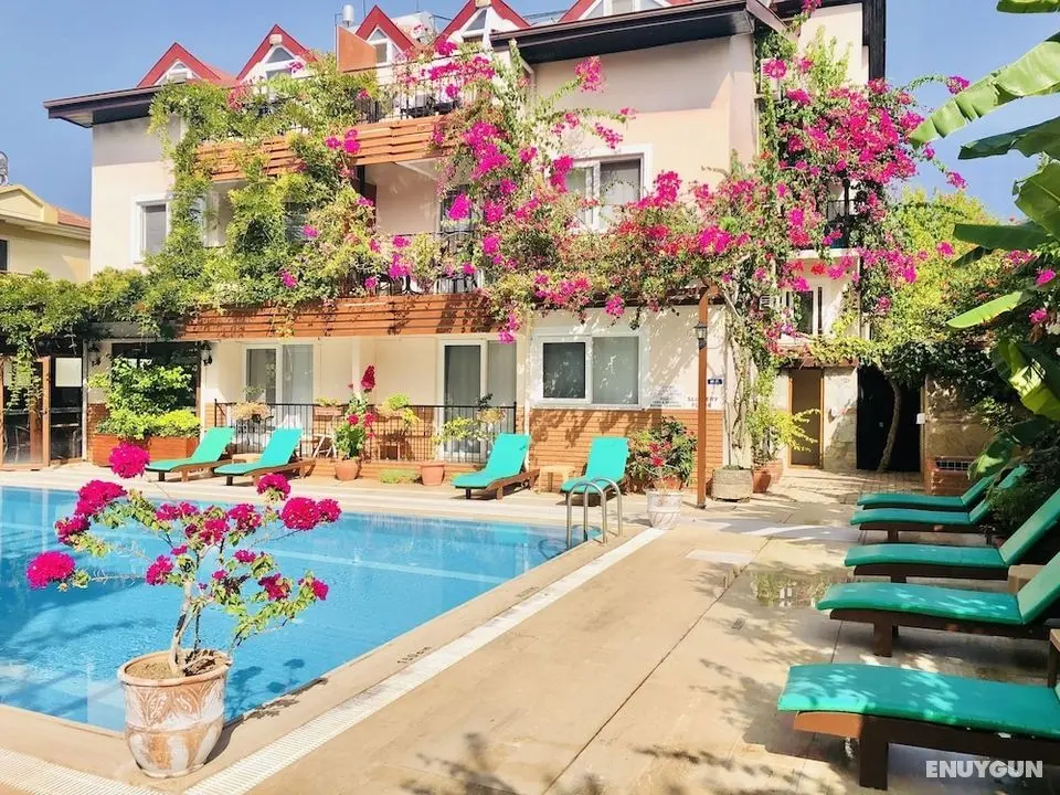 Ten Apart Hotel - Öne Çıkan Resim