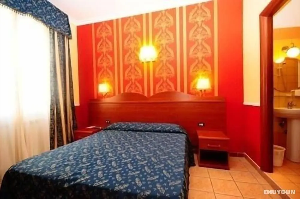 Termini Station Rooms - Öne Çıkan Resim