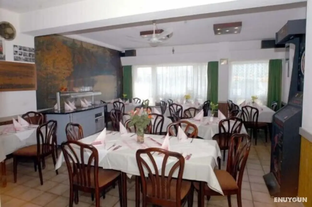 Hotel Terminus - Öne Çıkan Resim