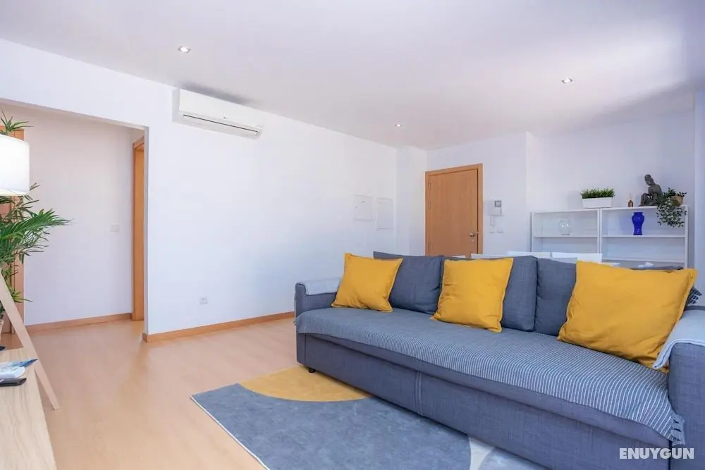 Terrace Bairro Novo by Rent4all - Oda