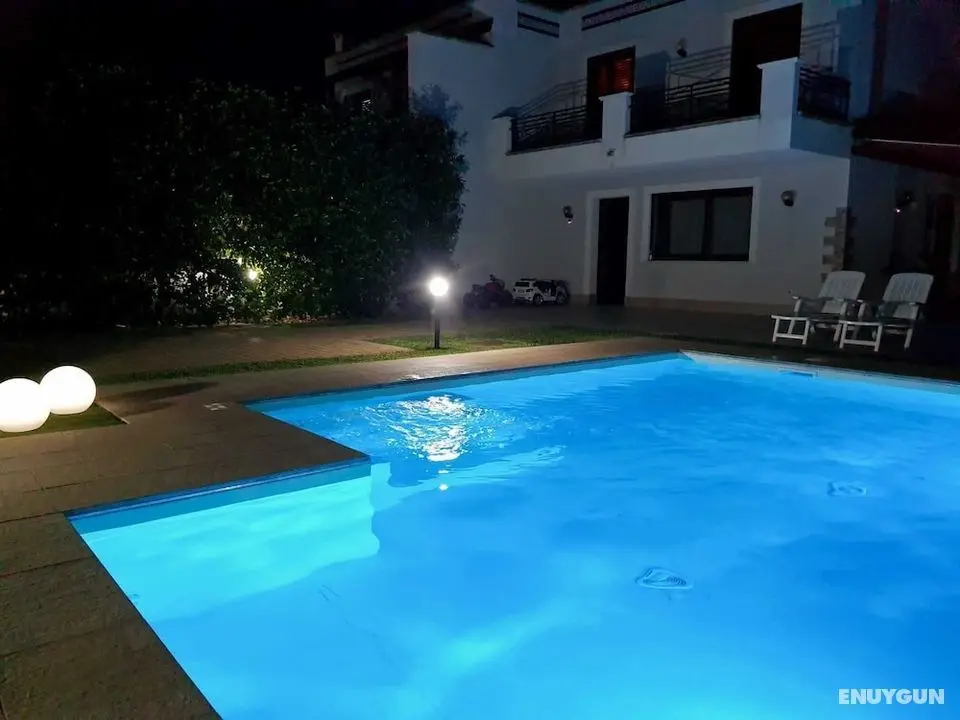 Terrasini Villa With Pool - Öne Çıkan Resim