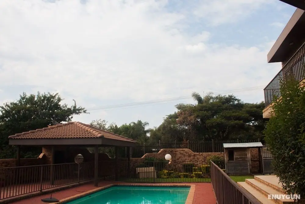 Thabiso Guesthouse - Öne Çıkan Resim
