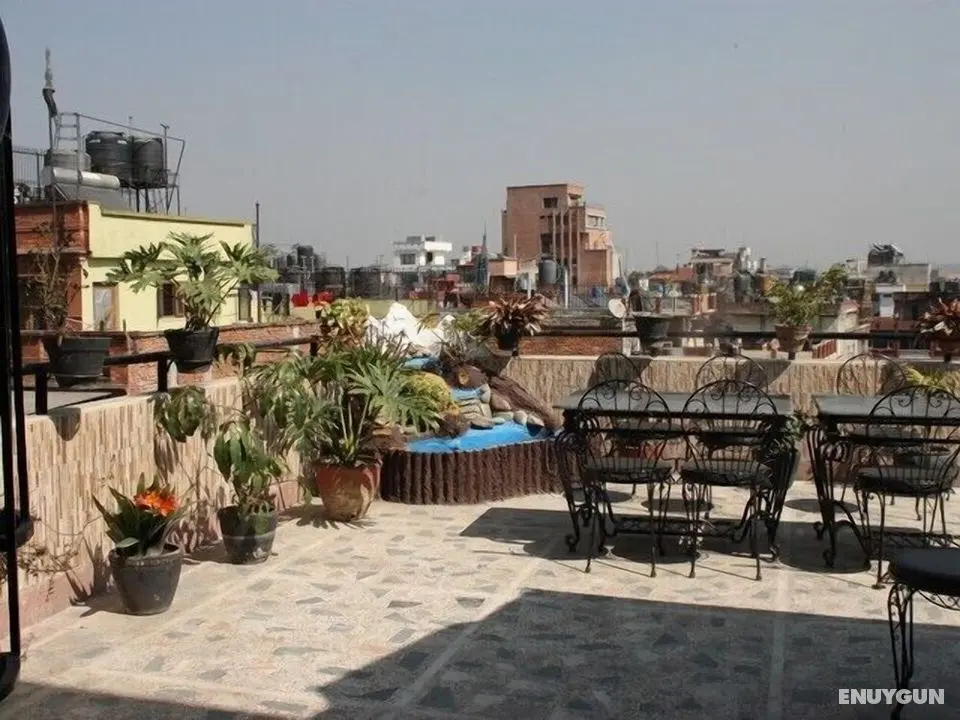 Thamel Apartments Hotel - Dış Mekan