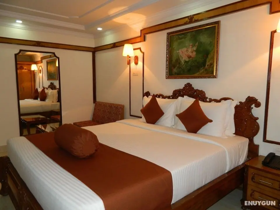 Hotel Thames International - Öne Çıkan Resim