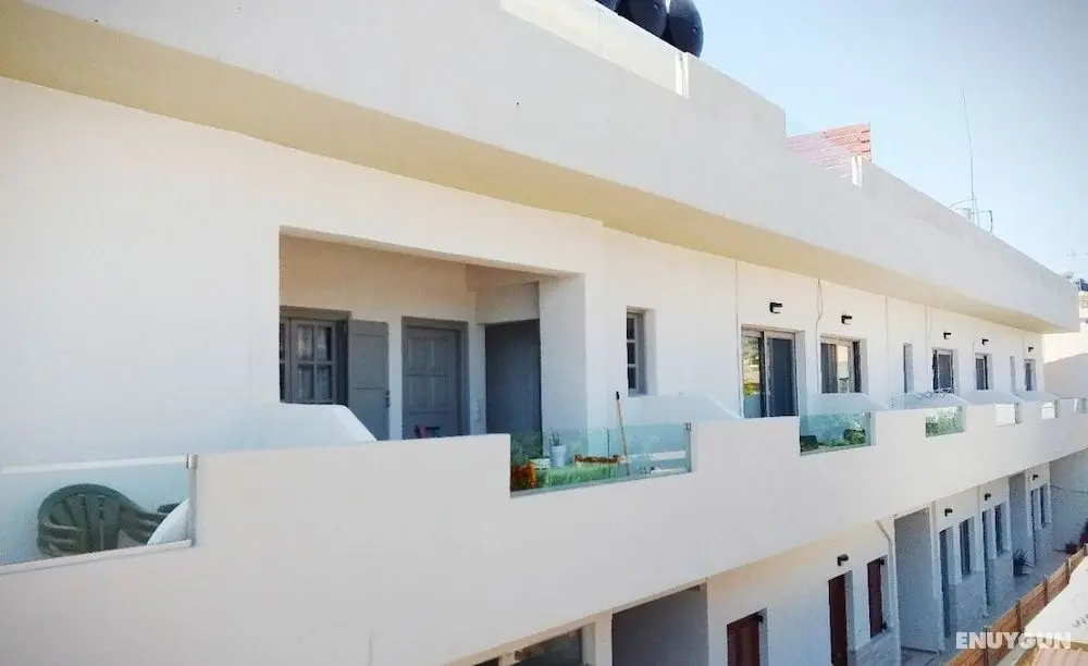 Thania Seaside Smotel - Adults Only - Dış Mekan