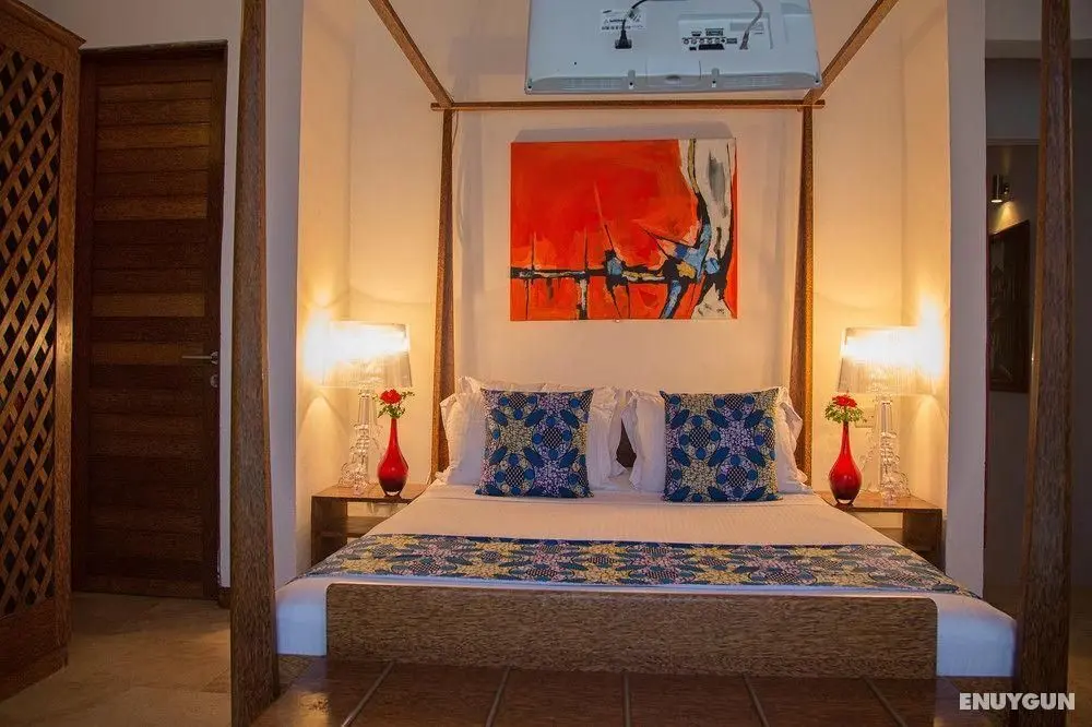 The Z Hotel - Genel