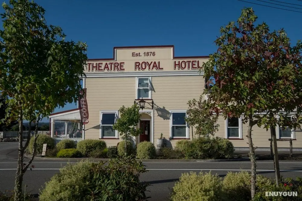 Theatre Royal Hotel Kumara - Dış Mekan