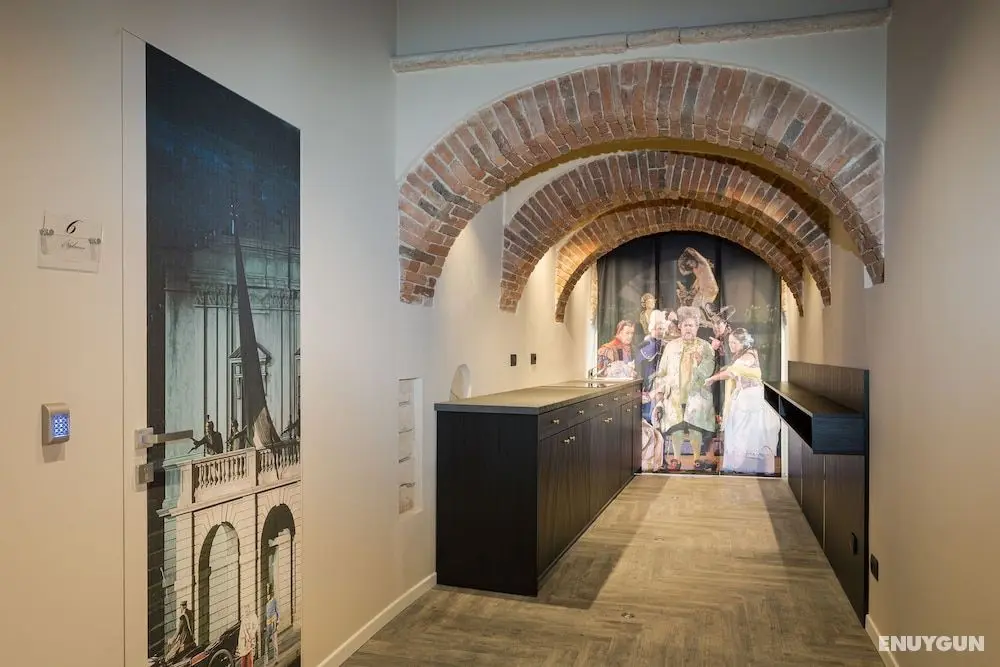 Theatrum Rooms and Apartments - Öne Çıkan Resim