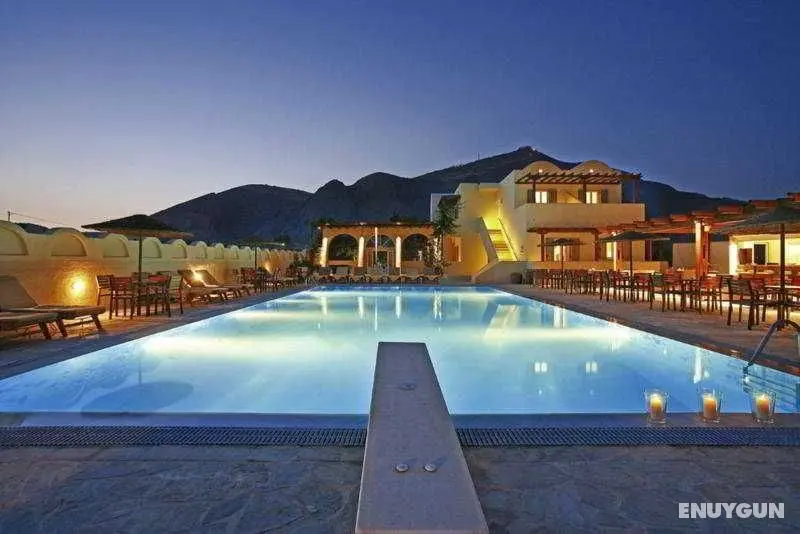 Thera Mare Resort and Spa - Havuz