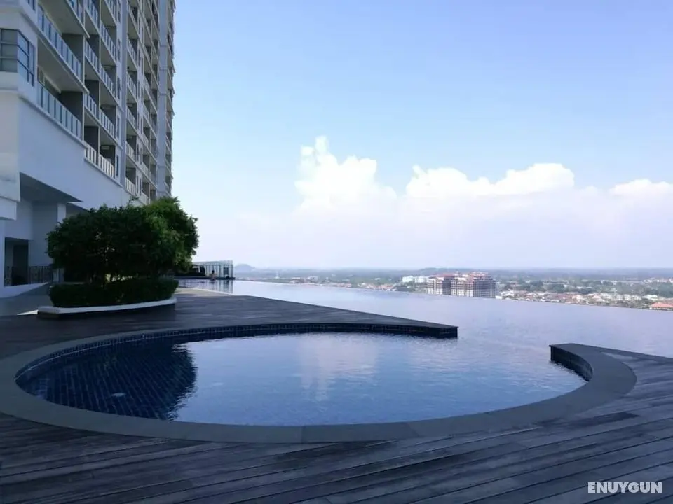 Thermospace Silverscape - Öne Çıkan Resim