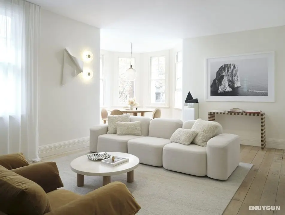 Three Rooms Sydney - Öne Çıkan Resim