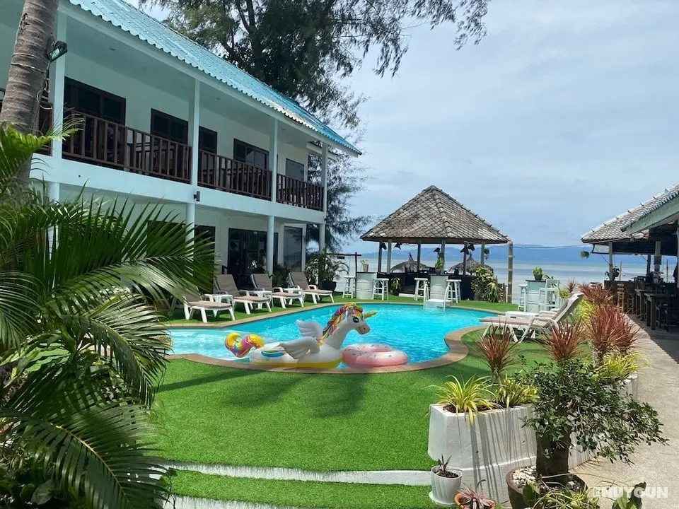 Tiki Beach Koh Phangan - Öne Çıkan Resim