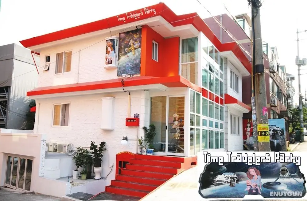 Time Travelers Party Hostel In Hongdae - Öne Çıkan Resim