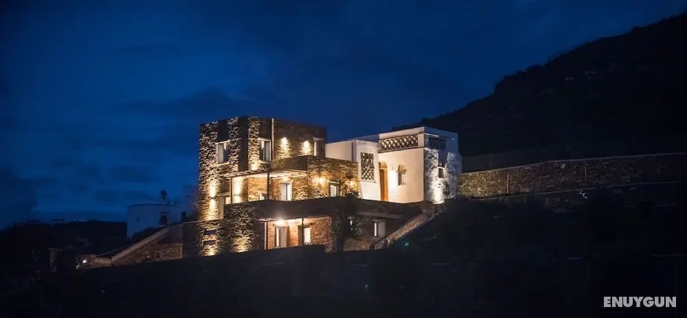 Tinos Pegion House - Öne Çıkan Resim