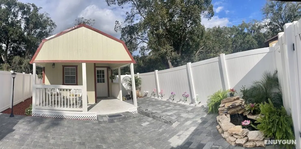 The Tiny Cottage in The Springs - Öne Çıkan Resim