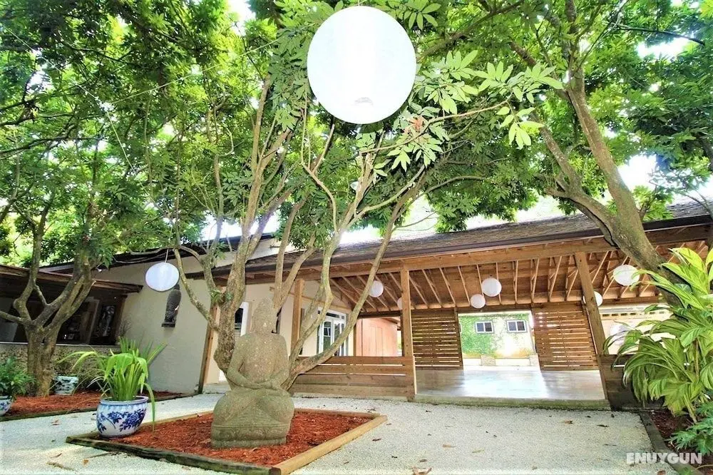 Tiny House Redland Koi Gardens Stunning Redland Zen Tiny House - In the Unique & Most Authentic Japanese Koi Garden in Florida - Öne Çıkan Resim