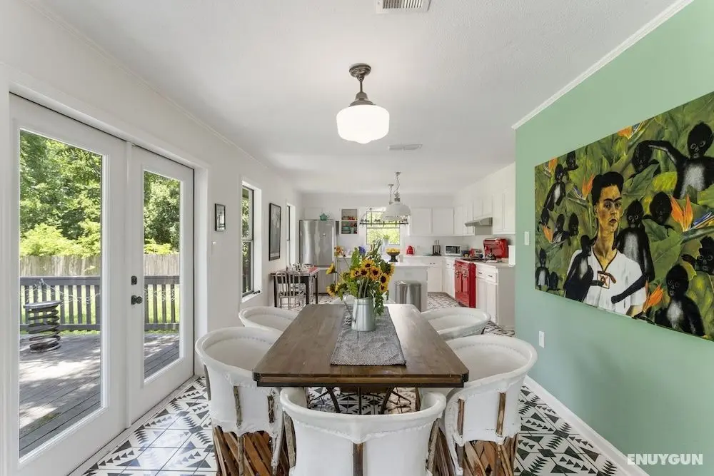 The Tire Swing - Modern 3BD - Gourmet Kitchen - Awesome Local - Öne Çıkan Resim