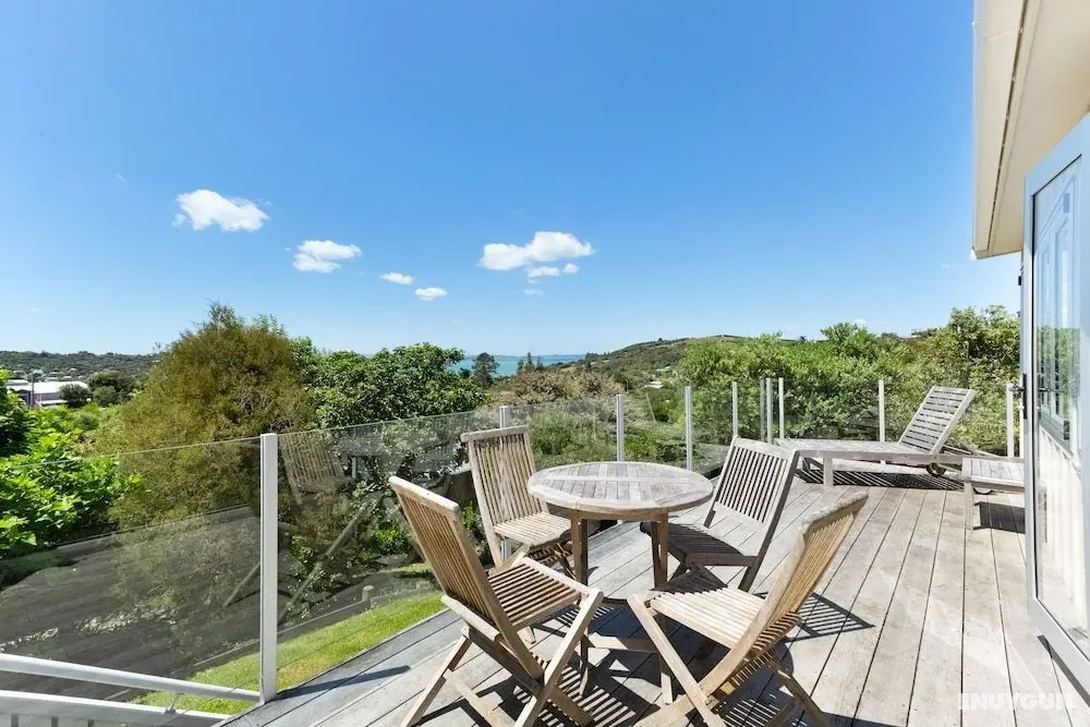 Tiri Cottage - Seaviews in Oneroa - Oda Düzeni