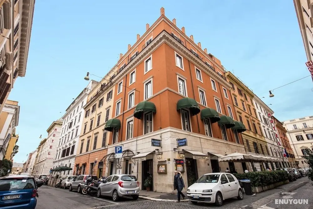 Hotel Tito - Dış Mekan