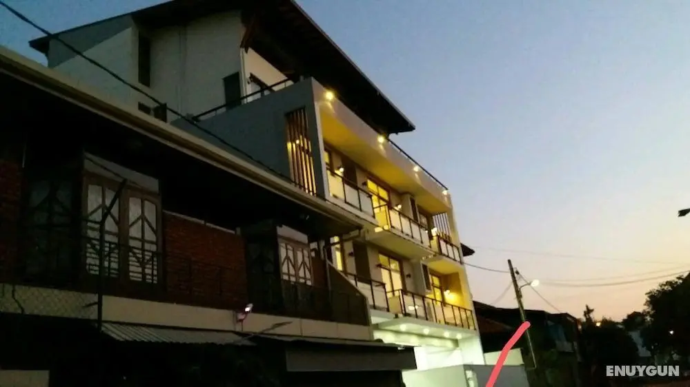 TJ'S Apartments - Dış Mekan